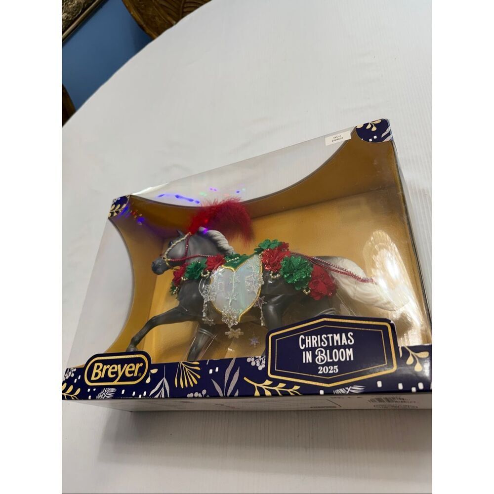 Breyer Christmas In Bloom 2025 Holiday Horse